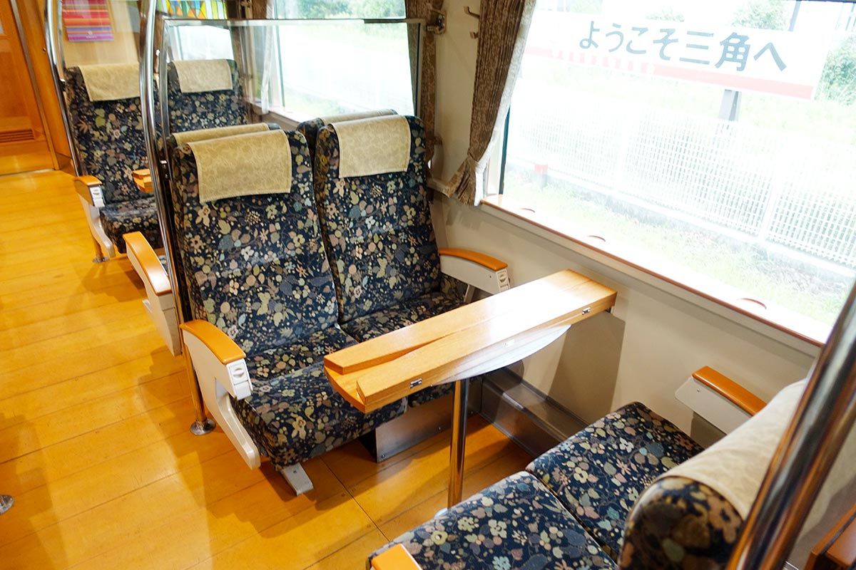 JR九州の観光列車「A列車で行こう」