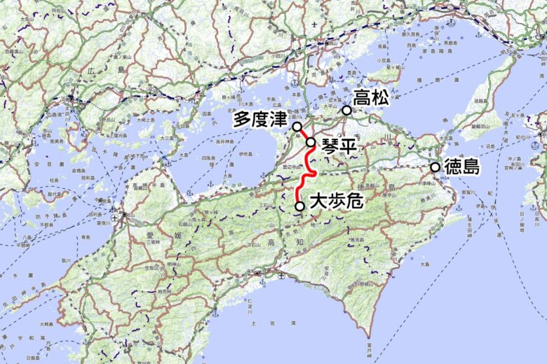 JR四国の観光列車「四国まんなか千年ものがたり」運転区間（地理院地図を元に作成）