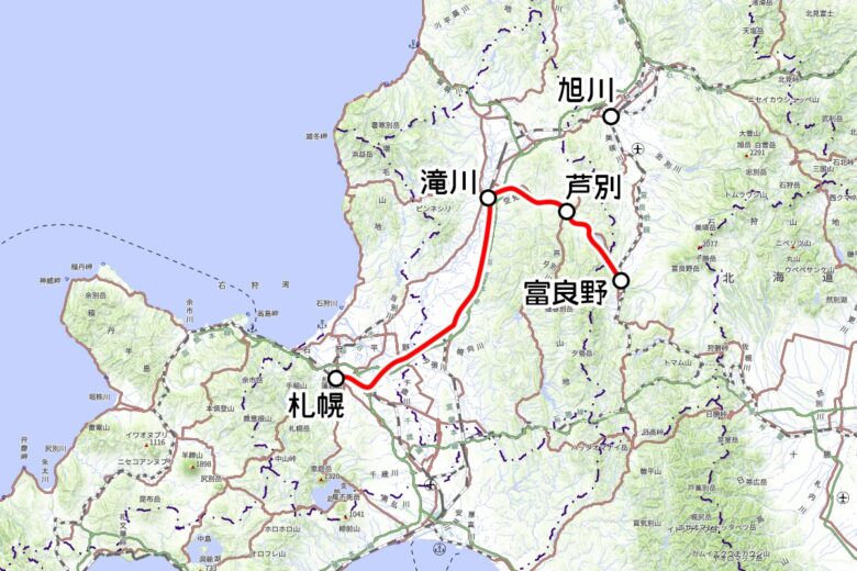 JR北海道の観光列車「フラノラベンダーエクスプレス」運転区間（国土地理院の地図を元に作成）