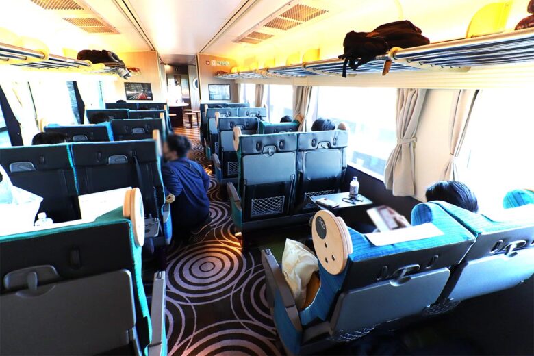 JR西日本の観光列車「WEST EXPRESS 銀河」リクライニングシート