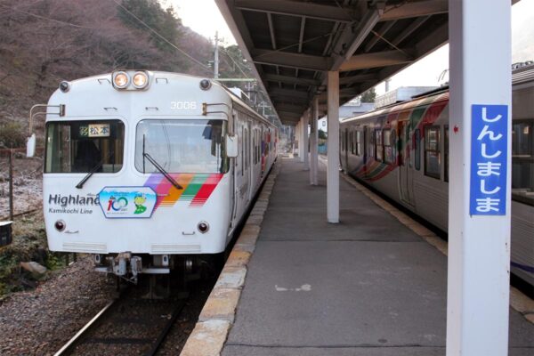 アルピコ交通上高地線の新島々駅