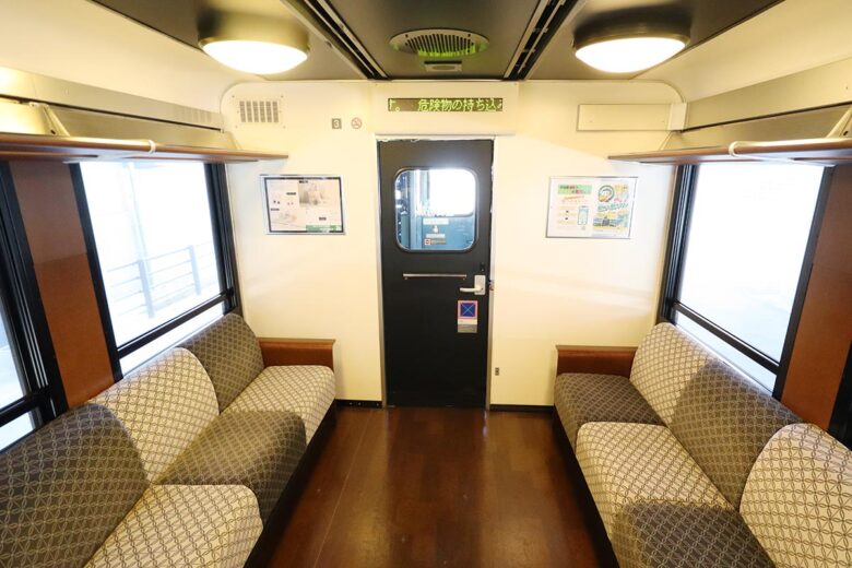 JR東日本の観光列車「越乃Shu*Kura」フリースペース