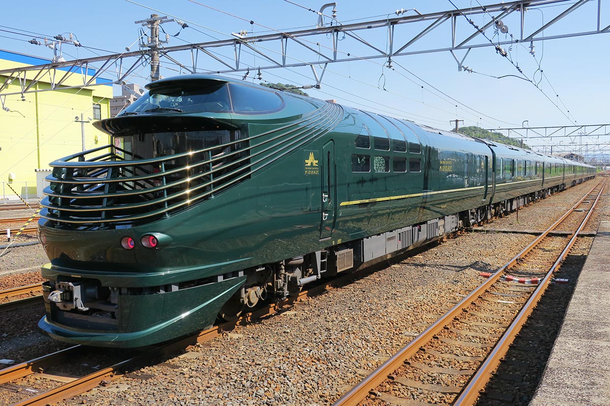 JR西日本の豪華寝台列車「TWILIGHT EXPRESS 瑞風」