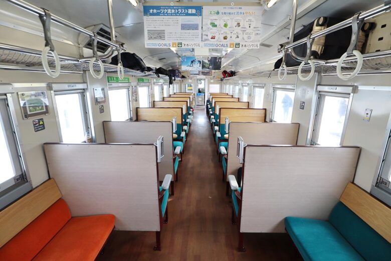 JR北海道の観光列車「流氷物語号」車内