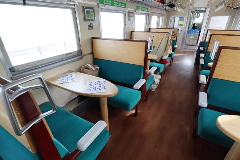 JR北海道の観光列車「流氷物語号」車内