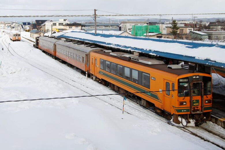 津軽鉄道の観光列車「ストーブ列車」