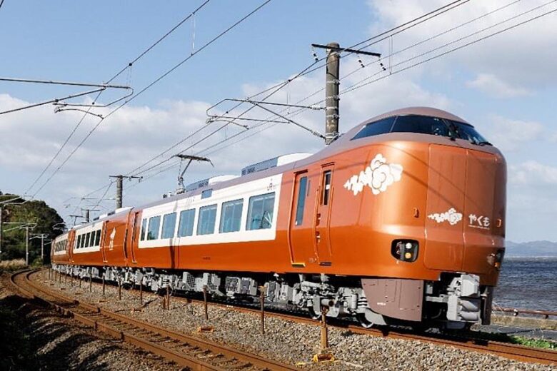特急「やくも」の新型車両273系電車（画像：JR西日本）