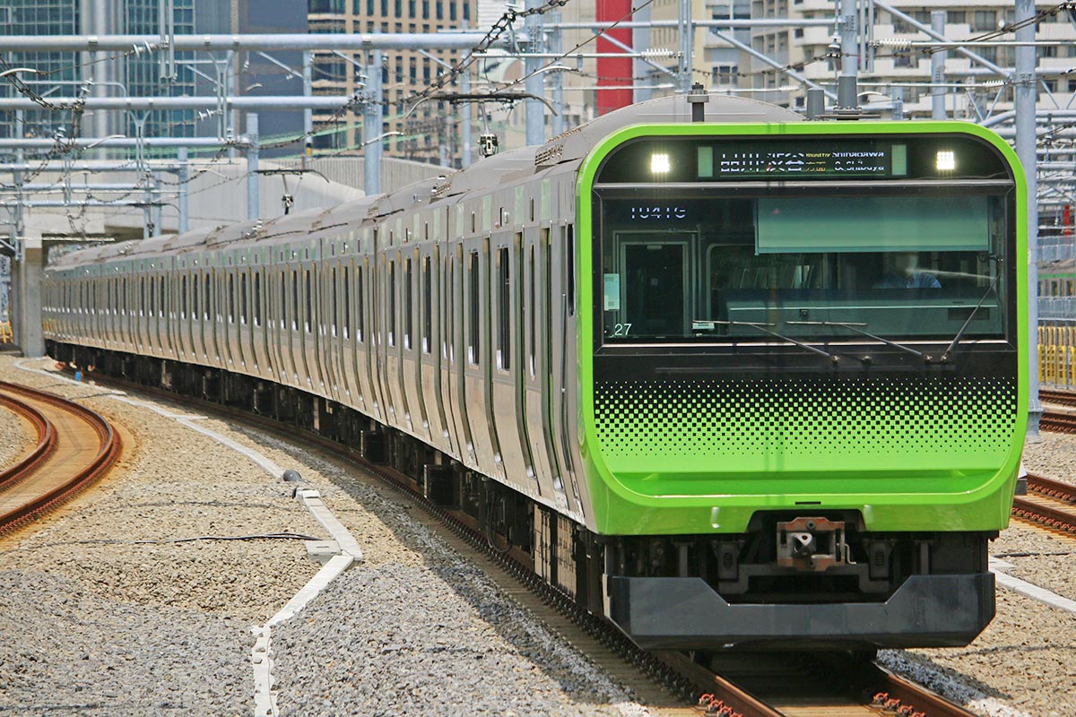 山手線のE235系電車
