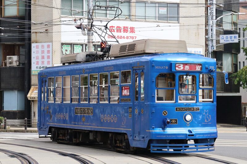 長崎電気軌道の観光列車「みなと」