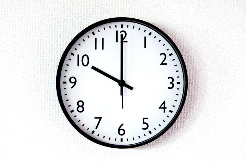1か月前の午前10時00分ジャストに発売が開始されるJRの切符
