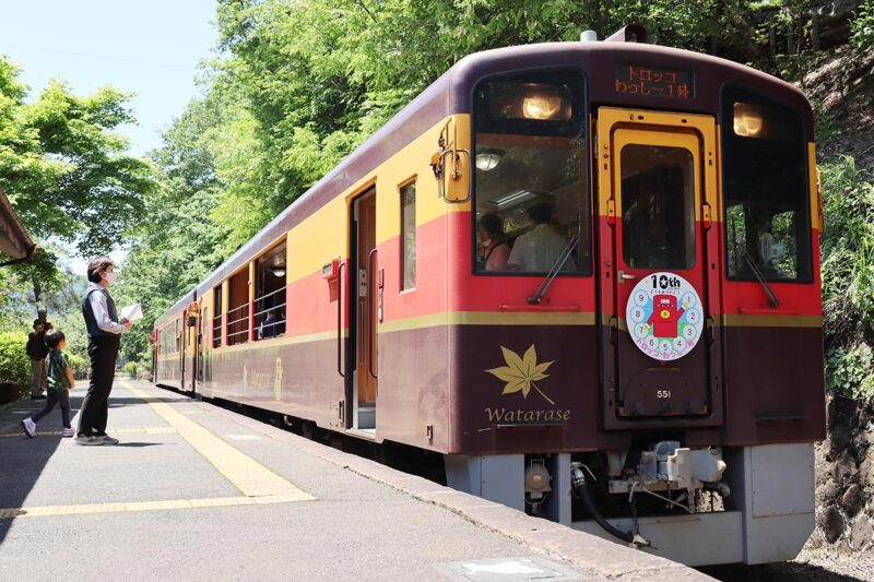 わたらせ渓谷鐵道の観光列車「トロッコわっしー号」